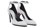 (WMNS) Alexander McQueen Armadillo Ankle Strap Heels 'Black Silver Red' 780679WIEX48740 #