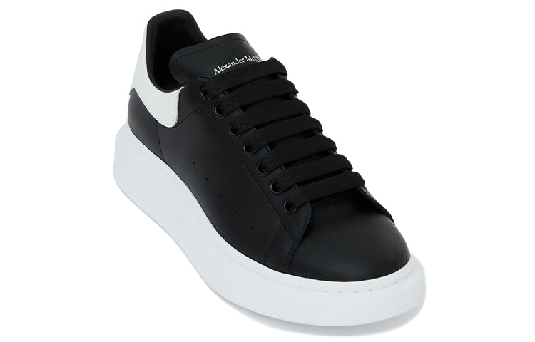 Alexander McQueen Oversized Sneaker 'Black White' 553680WHGP51070 #