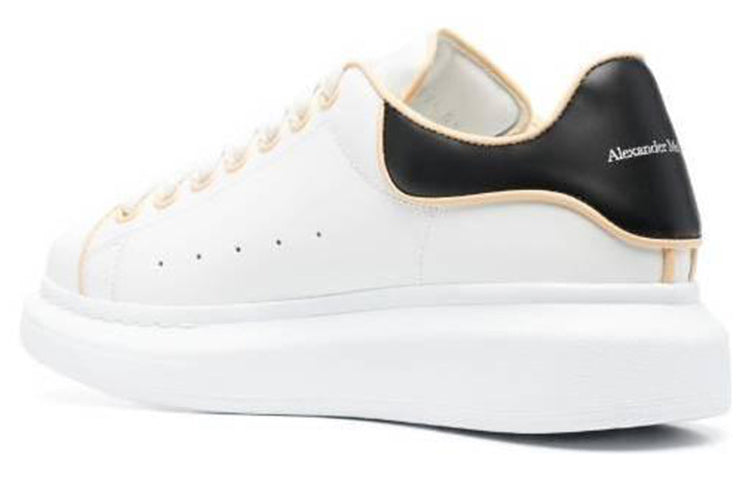 (WMNS) Alexander McQueen Oversized Leather Sneakers 'White Black' 733003WHJE58808 #